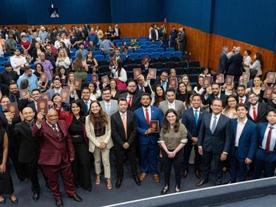 Notícia destaque: Gisela Cardoso dá as boas-vindas a novos advogados, advogadas e estagiários: OAB-MT de portas abertas